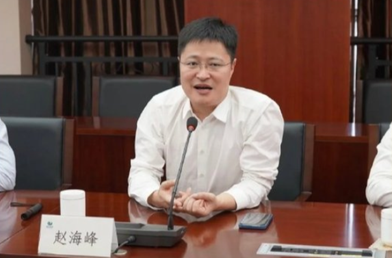 中国央企招商蛇口浙江公司总经理赵海峰，传出猥亵被叫来陪酒的合作商女员工后被拘留，网传杭州滨江区副区长郁廷栋也有涉案。（图撷自微博）
